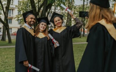 Want to Stay in Australia After Graduation? Read This First! 