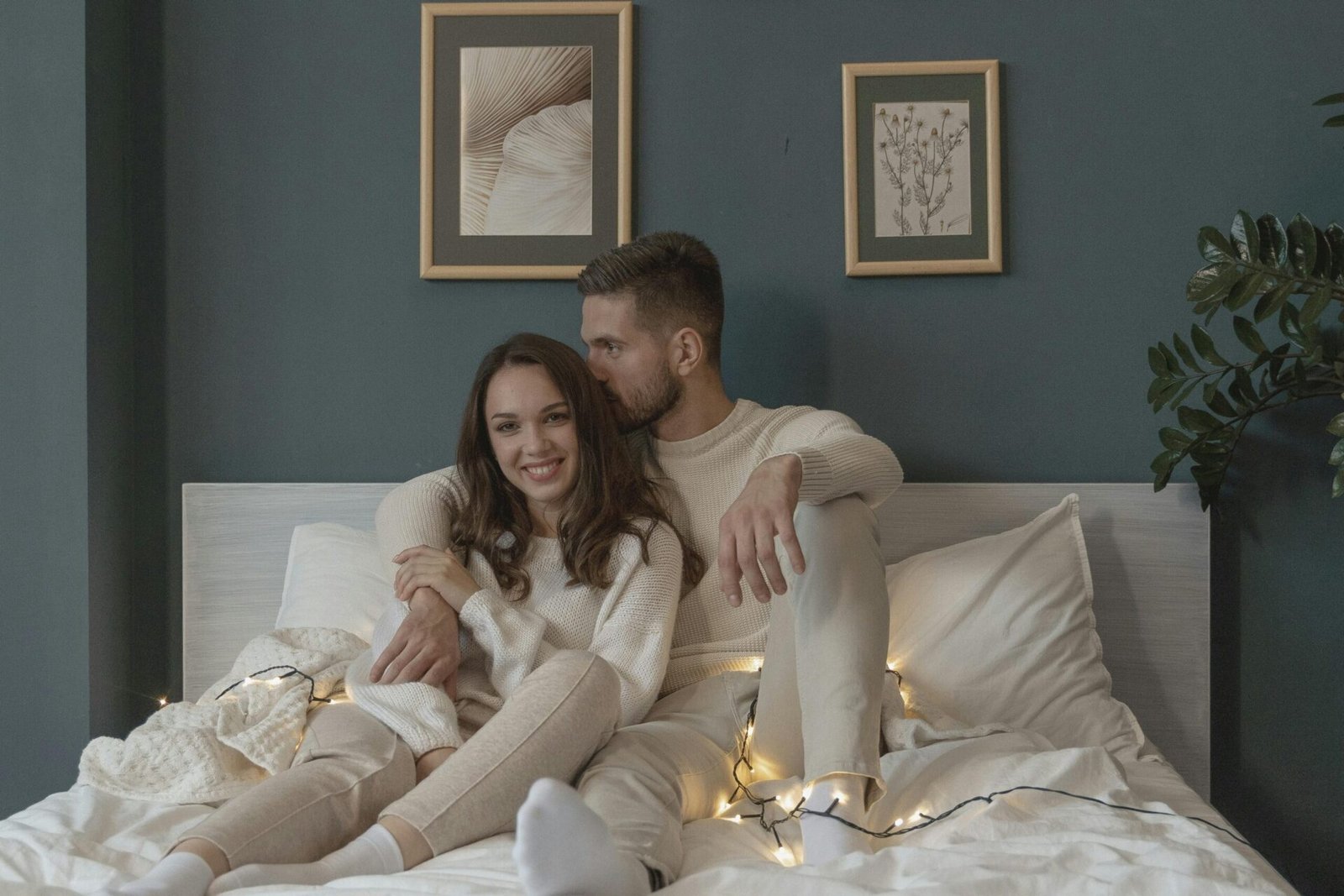 (Pexels: Image of a couple by Tima Miroshnichenko, 2020)